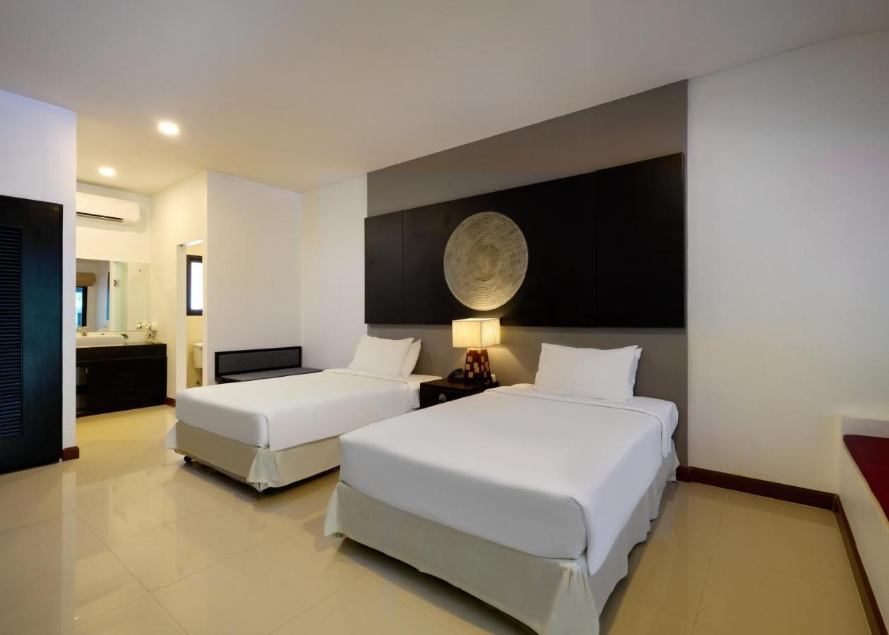 Nai Yang Beach Resort And Spa Экстерьер фото